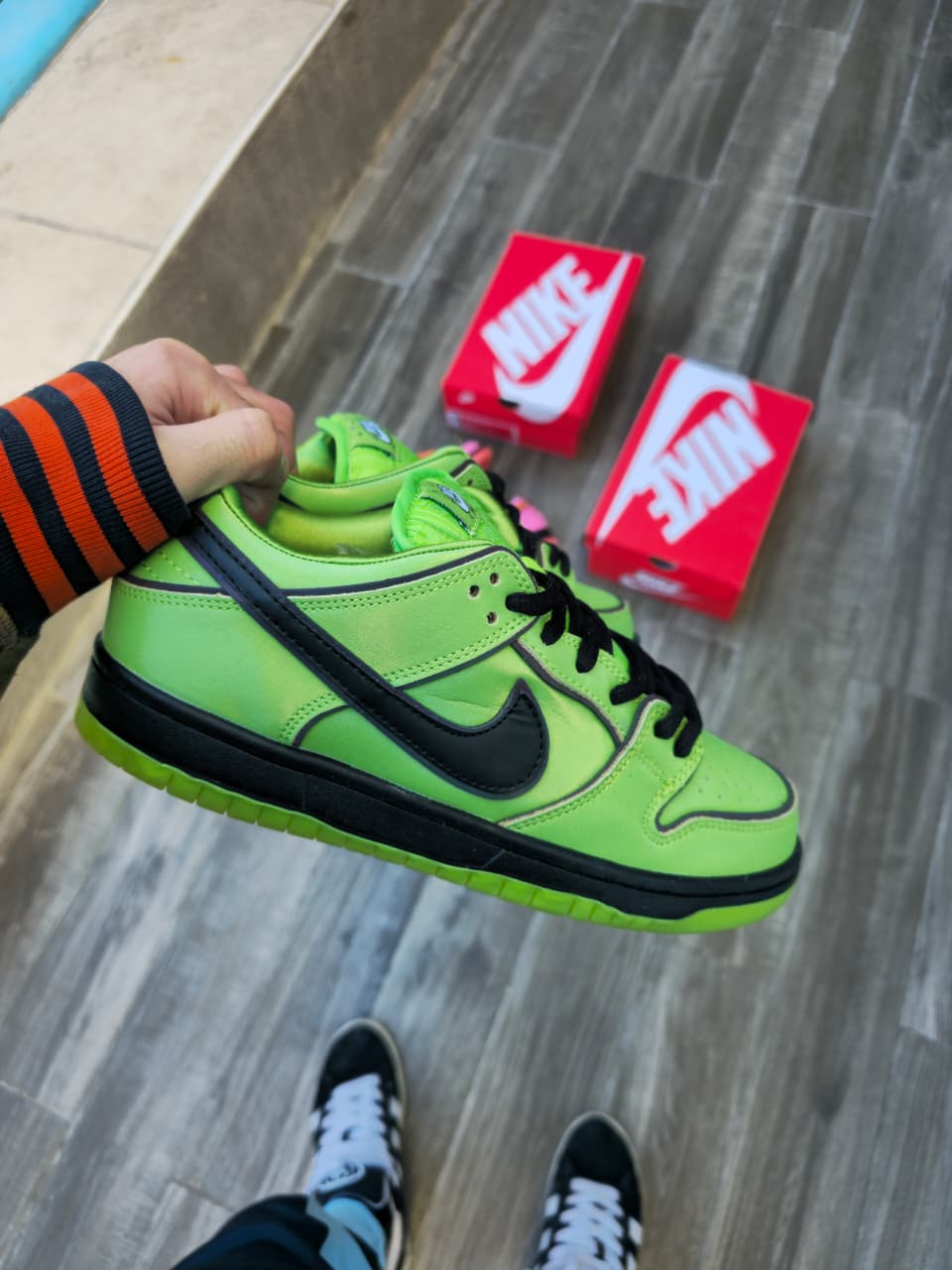 Nike SB Dunk Low x The Powerpuff Girls Buttercup