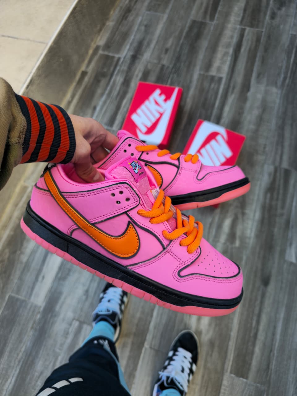 Nike SB Dunk Low x The Powerpuff Girls Blossom