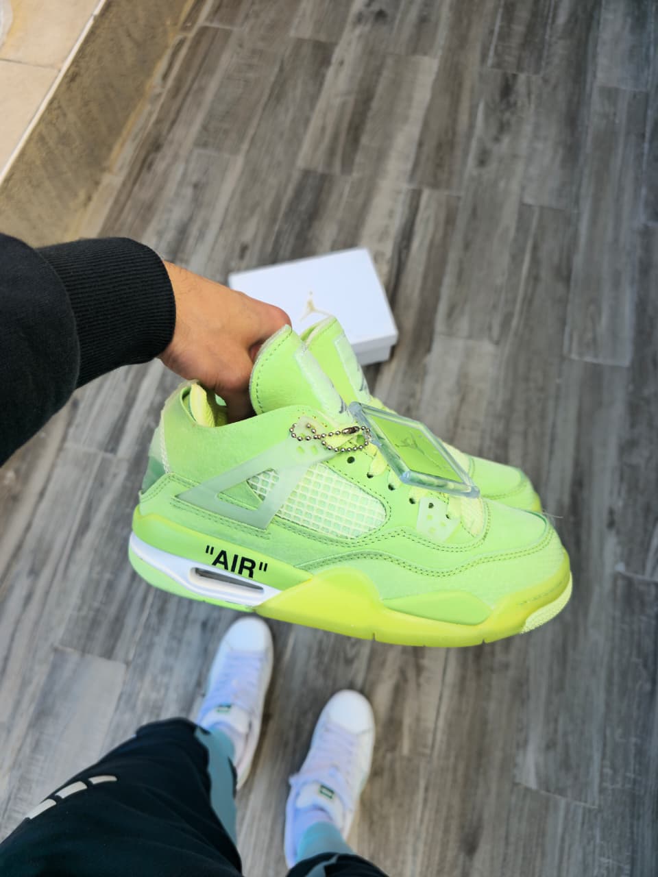 Nike Jordan Retro 4 x Off White Barely Green